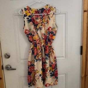Xxl summer dress, beautiful flowers,